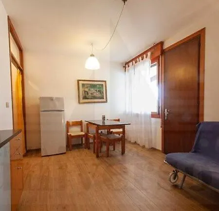 Sotto Il Pino * 伊拉克里亚马勒